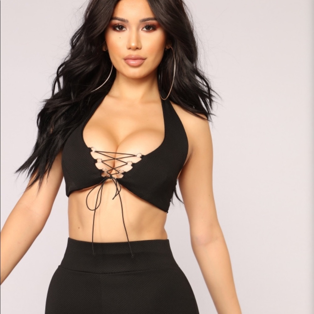Nvr worn! Fashion nova Barely Holding On Short Set